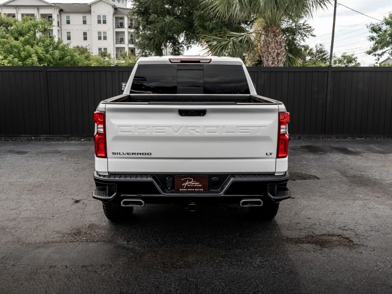 2024 Chevrolet Silverado 1500 Crew Cab LT Trail Boss Pickup 4D 5 3/4 ft