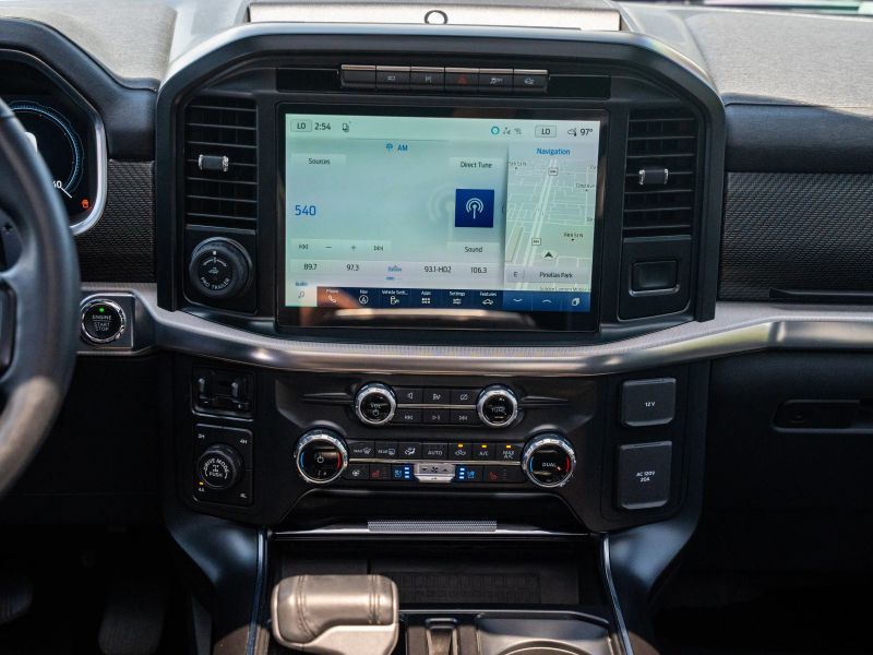 2022 Ford F150 SuperCrew Cab Raptor Pickup 4D 5 1/2 ft