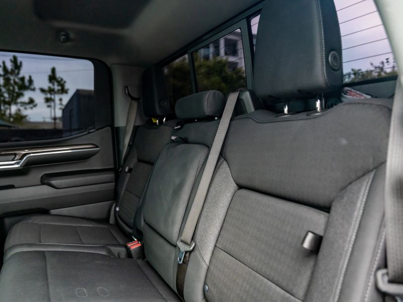 2024 Chevrolet Silverado 1500 Crew Cab LT Trail Boss Pickup 4D 5 3/4 ft