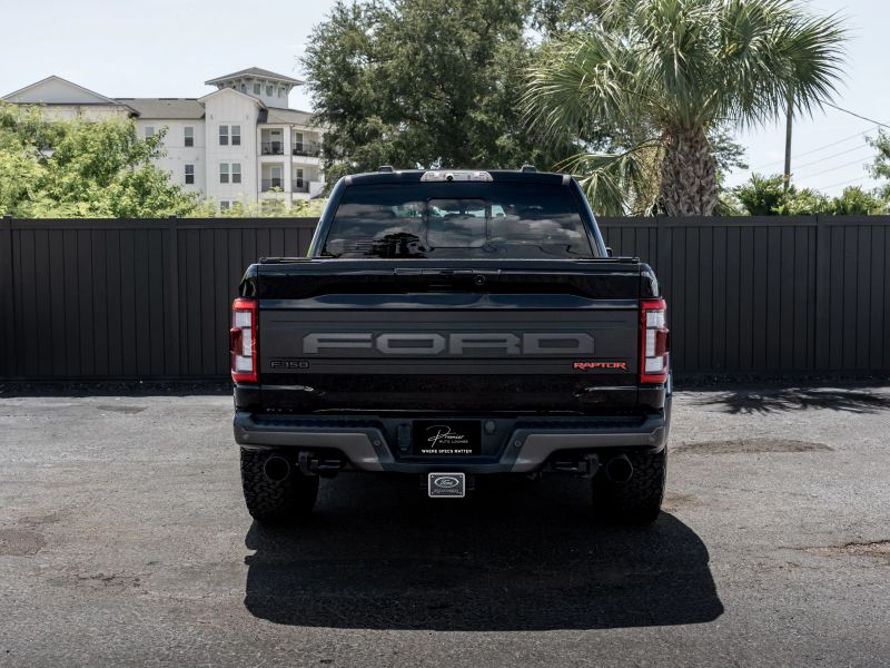 2022 Ford F150 SuperCrew Cab Raptor Pickup 4D 5 1/2 ft