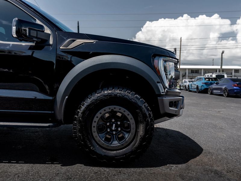 2022 Ford F150 SuperCrew Cab Raptor Pickup 4D 5 1/2 ft