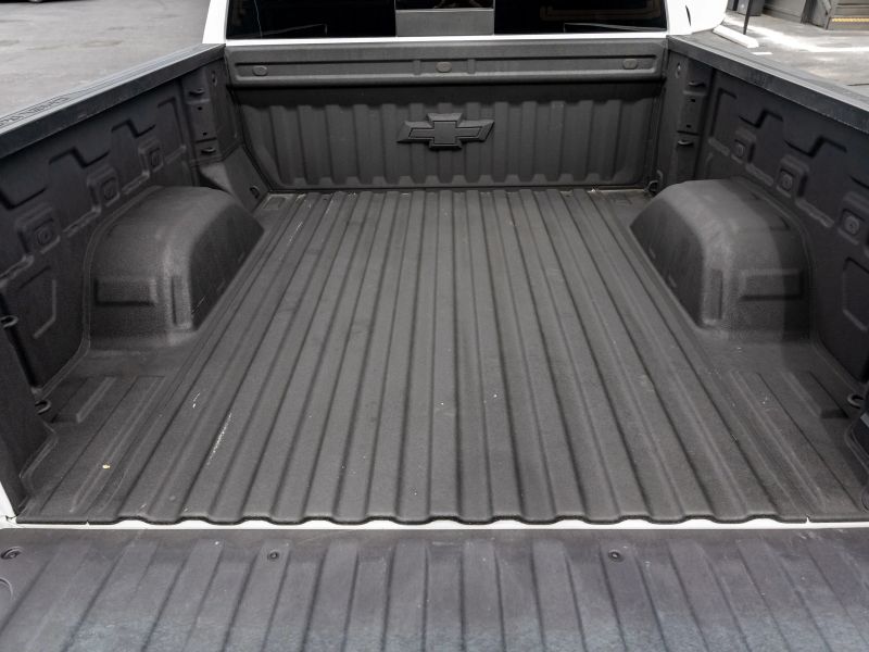 2024 Chevrolet Silverado 1500 Crew Cab LT Trail Boss Pickup 4D 5 3/4 ft