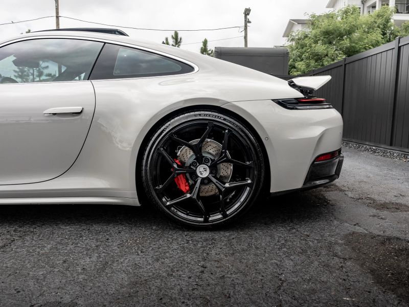 2025 Porsche 911 Carrera Coupe 2D