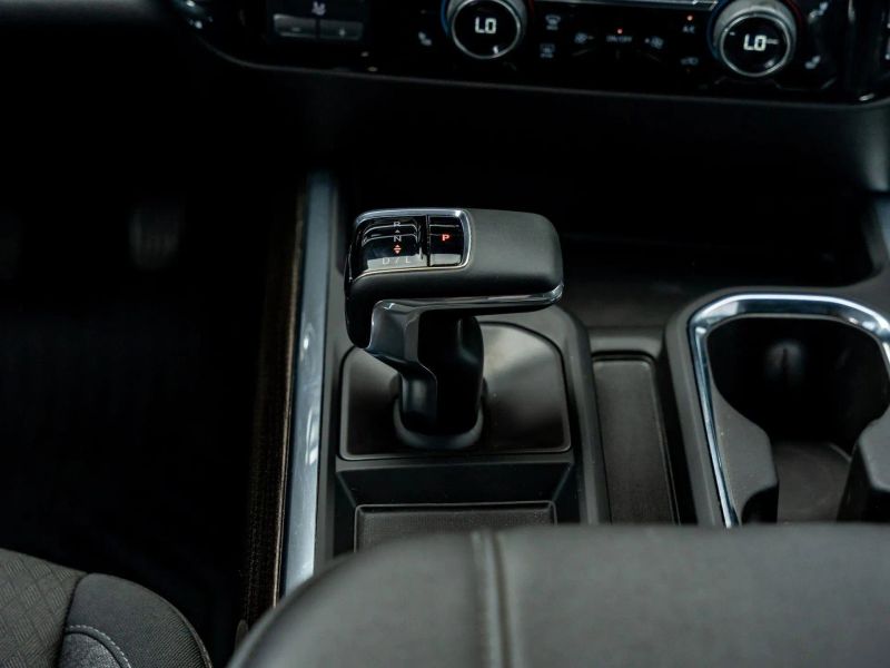 2024 Chevrolet Silverado 1500 Crew Cab LT Trail Boss Pickup 4D 5 3/4 ft