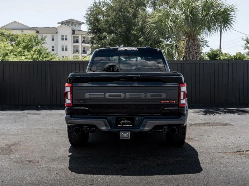 2022 Ford F150 SuperCrew Cab Raptor Pickup 4D 5 1/2 ft