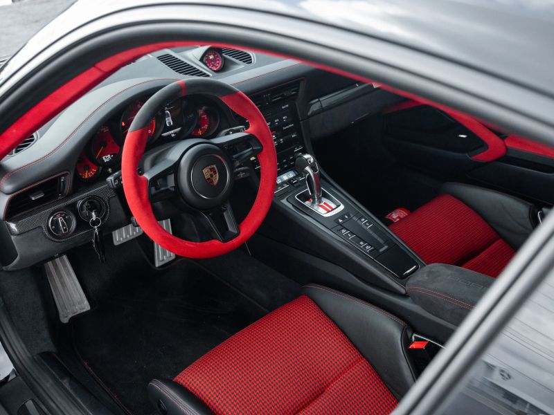 2018 Porsche 911 GT2 RS Coupe 2D