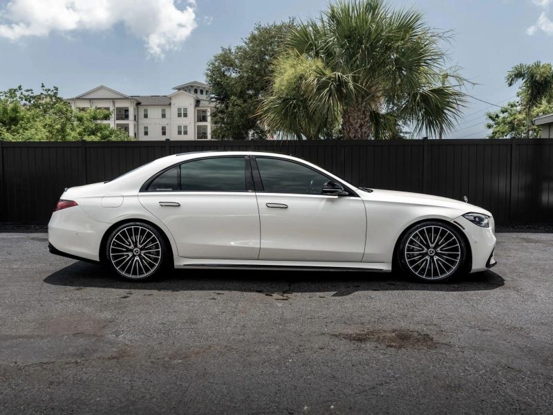 2022 Mercedes-Benz S-Class S 580 4MATIC Sedan 4D