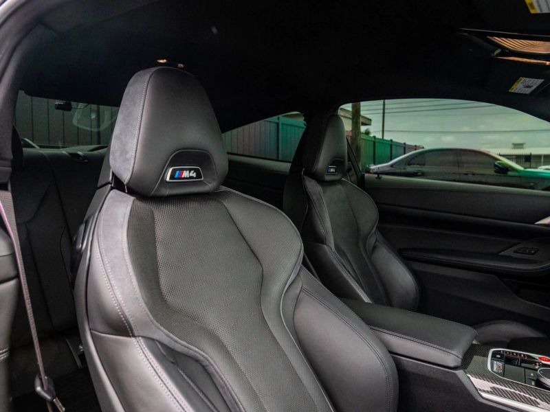 2022 BMW M4 Competition xDrive Coupe 2D