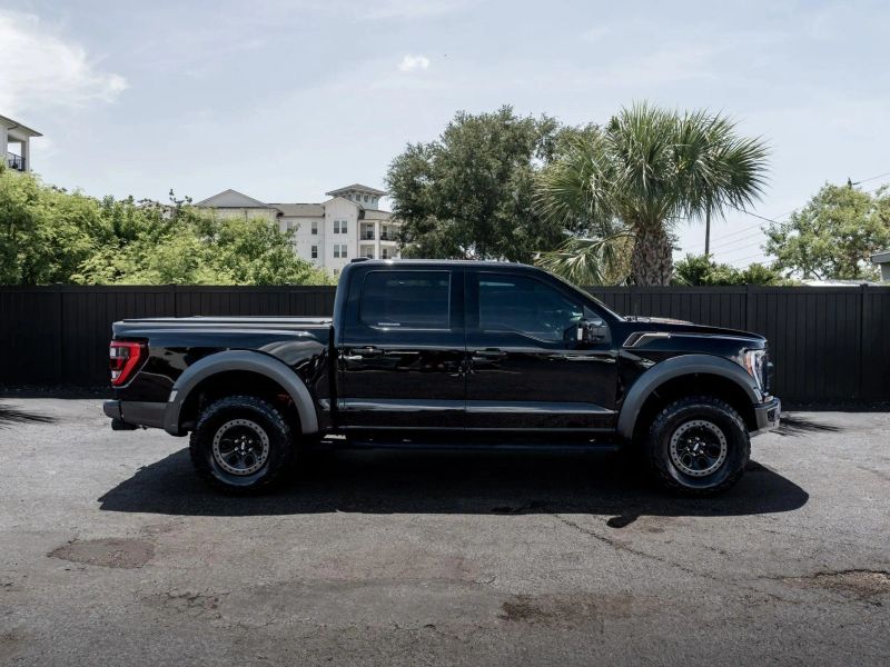 2022 Ford F150 SuperCrew Cab Raptor Pickup 4D 5 1/2 ft