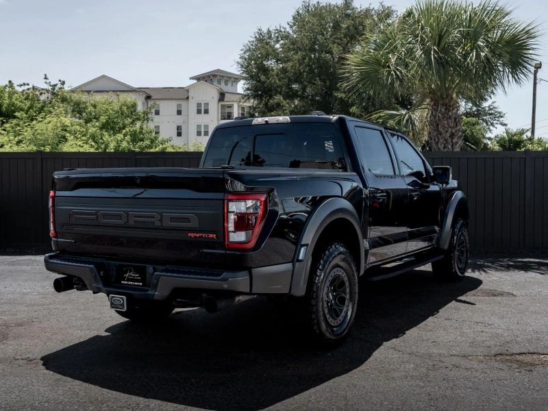 2022 Ford F150 SuperCrew Cab Raptor Pickup 4D 5 1/2 ft