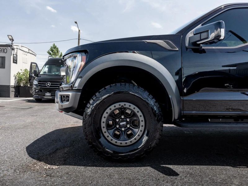 2022 Ford F150 SuperCrew Cab Raptor Pickup 4D 5 1/2 ft
