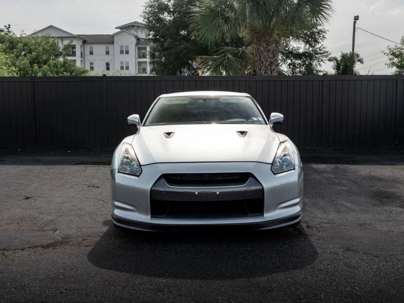 2009 Nissan GT-R Premium Coupe 2D
