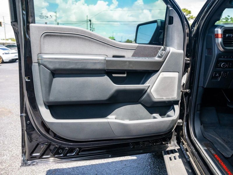 2022 Ford F150 SuperCrew Cab Raptor Pickup 4D 5 1/2 ft