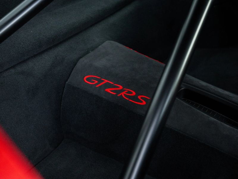 2018 Porsche 911 GT2 RS Coupe 2D