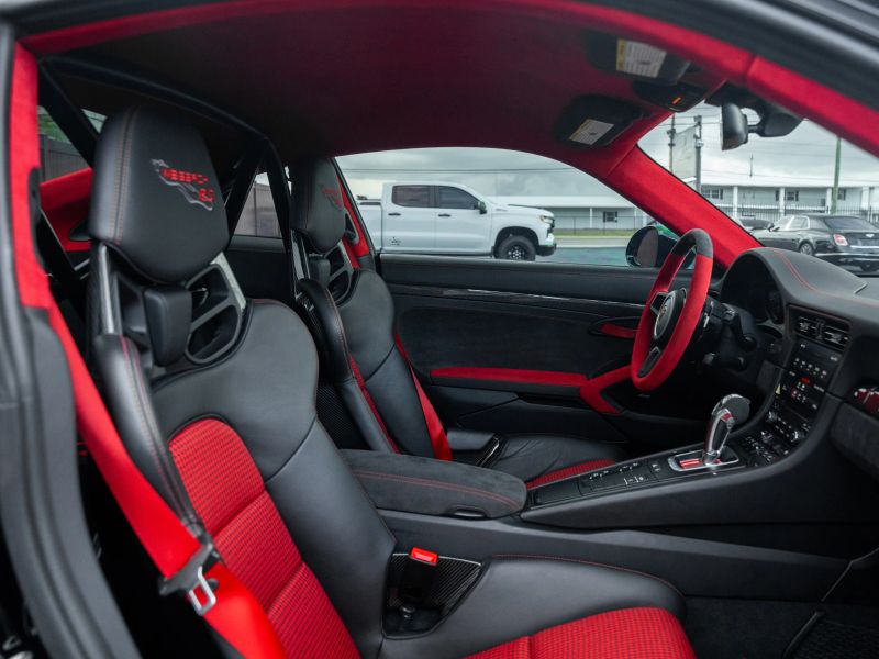 2018 Porsche 911 GT2 RS Coupe 2D