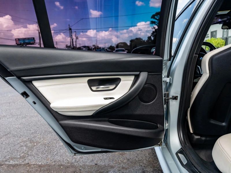 2015 BMW M3 Sedan 4D