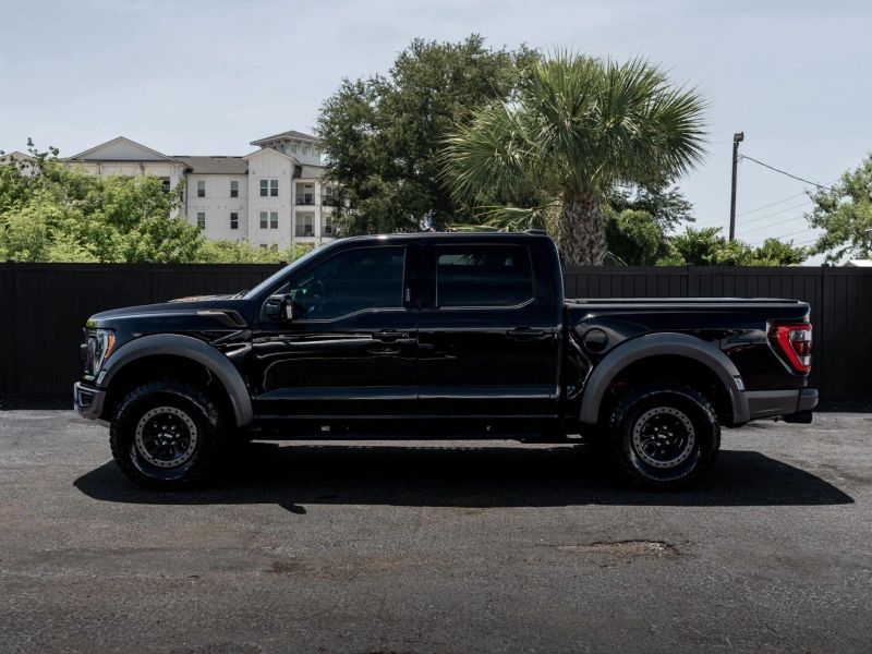2022 Ford F150 SuperCrew Cab Raptor Pickup 4D 5 1/2 ft
