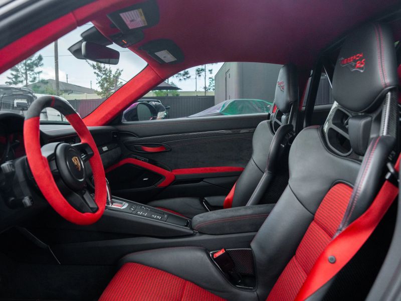 2018 Porsche 911 GT2 RS Coupe 2D